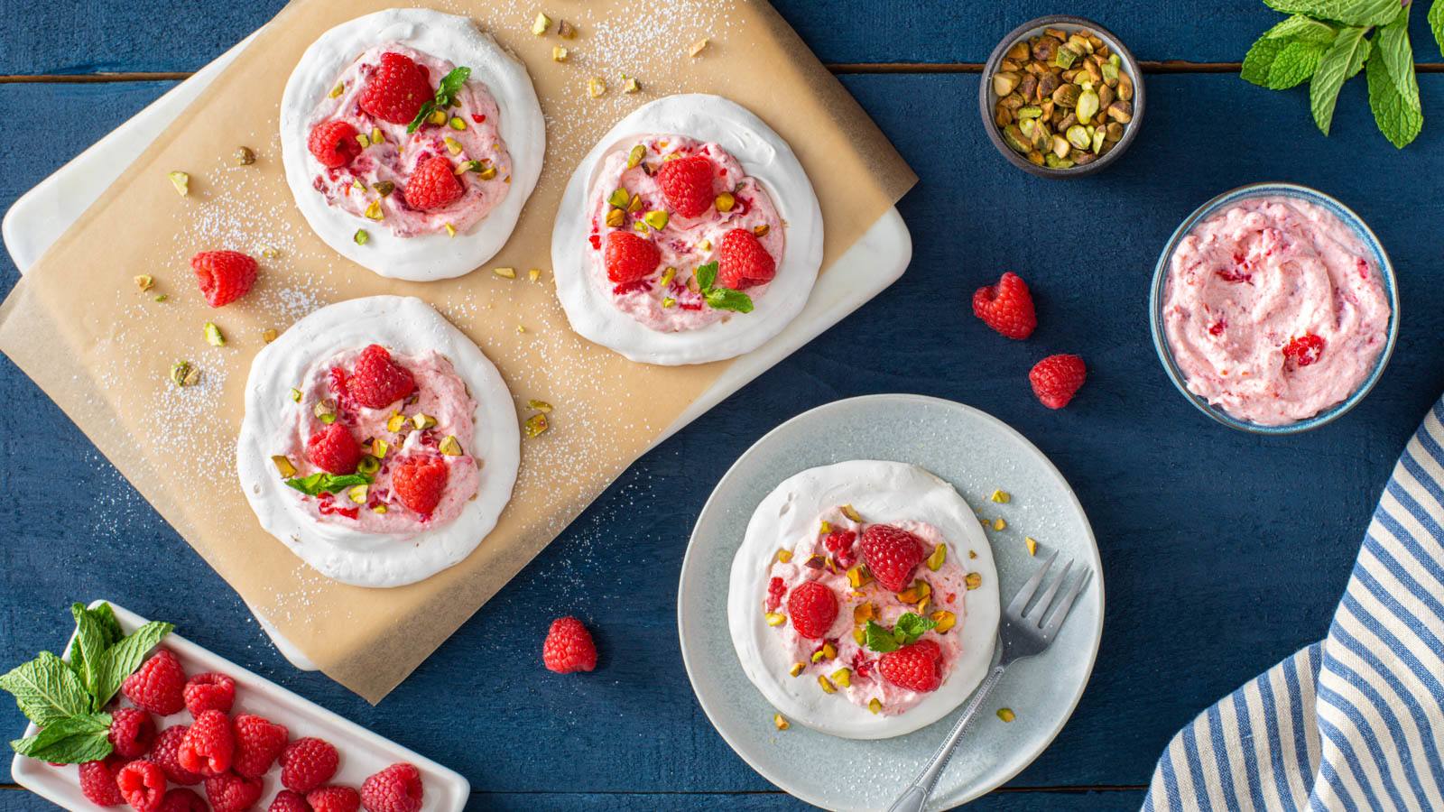 Vegan Mini Pavlovas with raspberries and pistachios| Becel