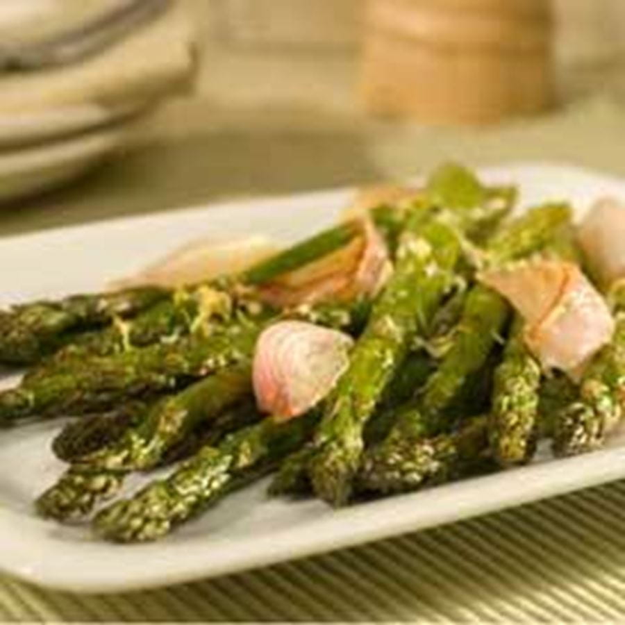 recipe image Oven-Roasted Asparagus with Parmesan Gremolata