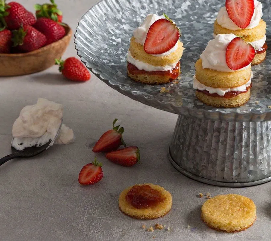recipe image Mini Strawberry Shortcakes