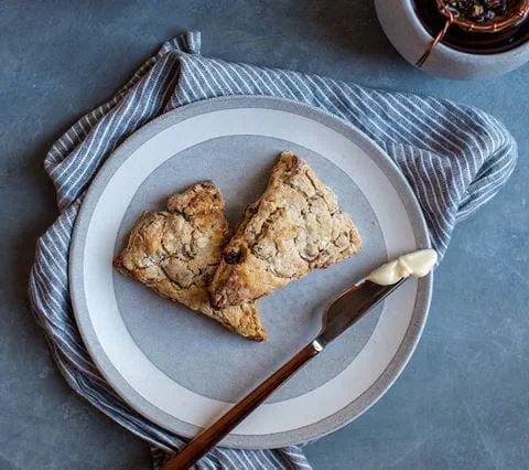 recipe image Honey Oatmeal-Raisin Scones