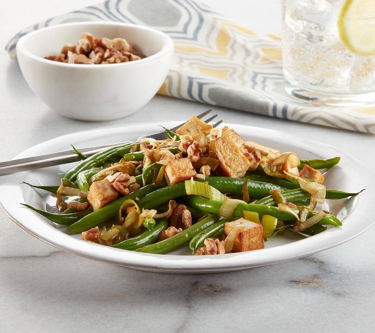 Vegan Garlic Soy Green Beans with Tofu Becel