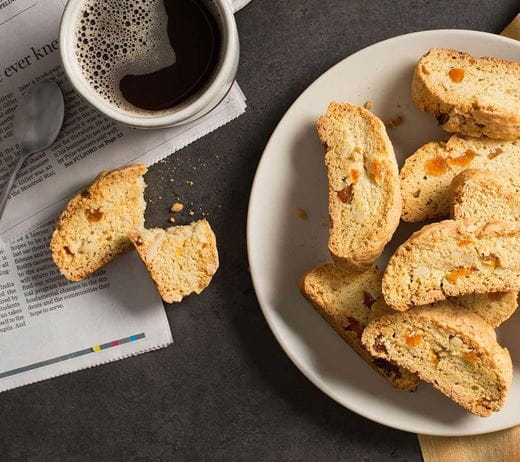 recipe image Biscotti aux amandes et aux abricots