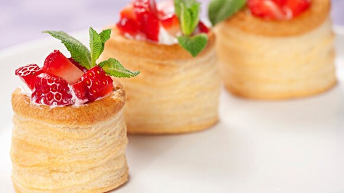 recipe image Fresh Fruit Pastries