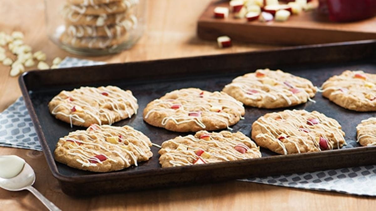 recipe image Apple Spice Oatmeal Cookies