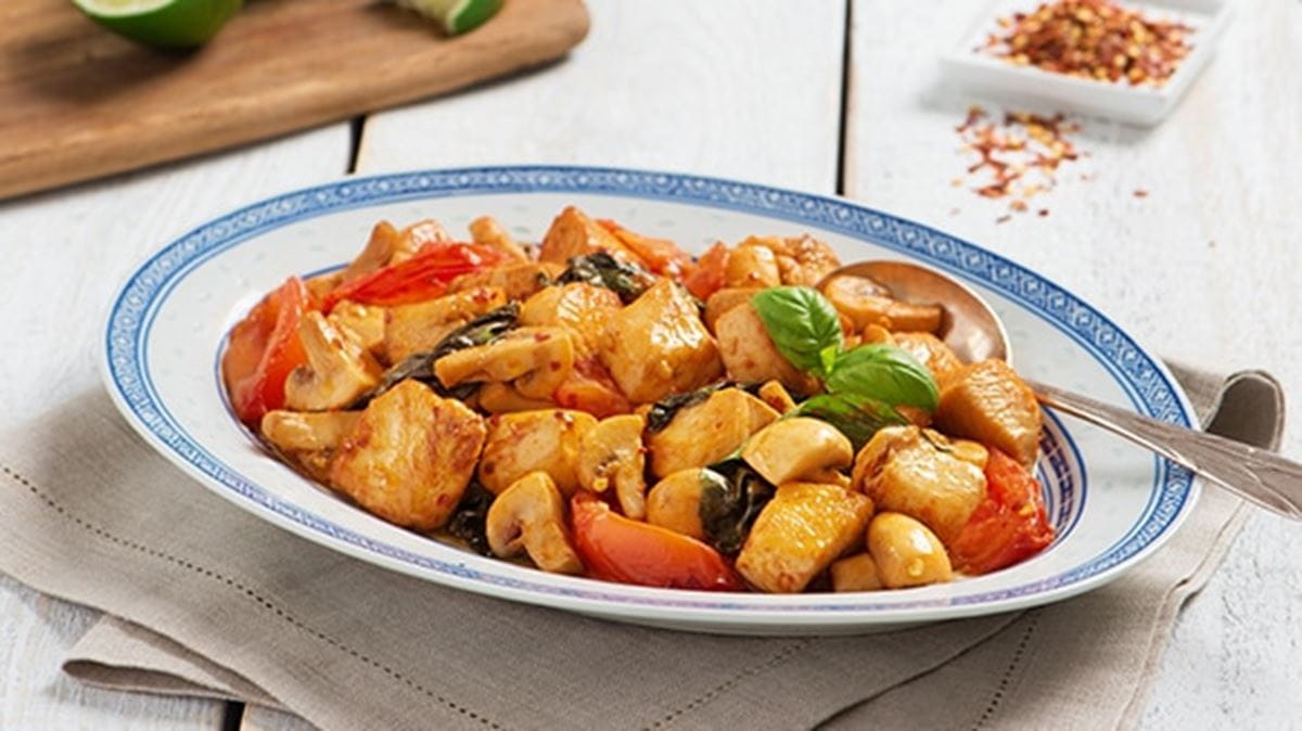 recipe image Thai Chicken with Tomatoes & Basil