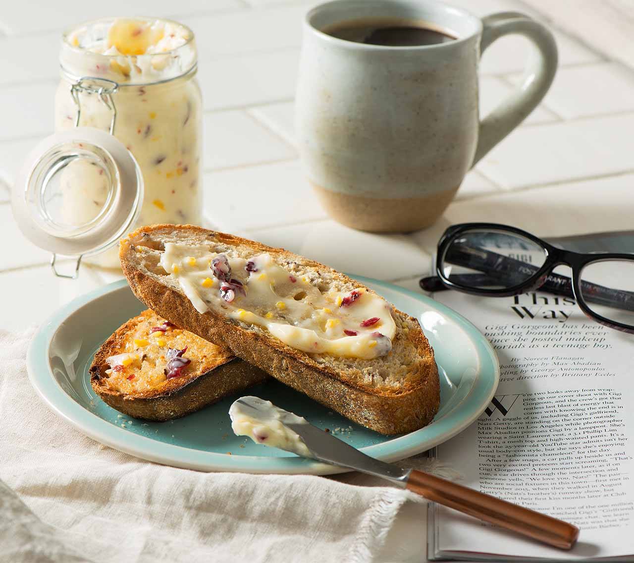 Honey Spread with Cranberry & Orange| Becel