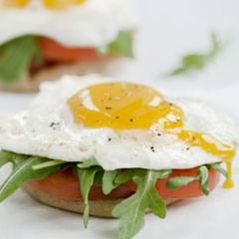 recipe image Sandwich-déjeuner ouvert aux œufs